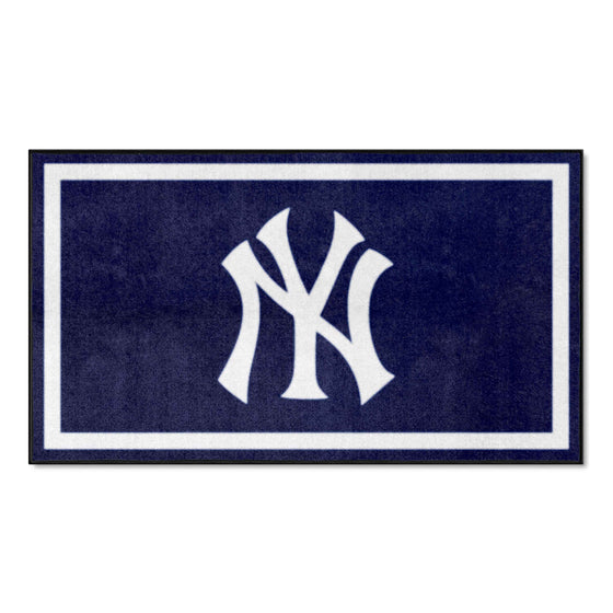 New York Yankees 3ft. x 5ft. Plush Area Rug