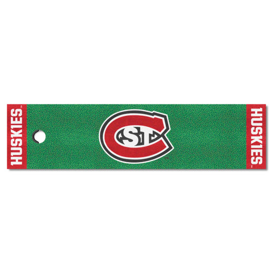 St. Cloud State University Huskies Putting Green Mat - 1.5ft. x 6ft.