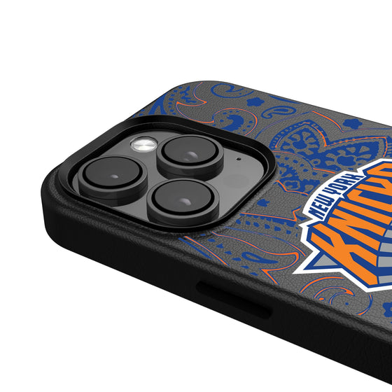 New York Knicks Paisley Magnetic Phone Case-4