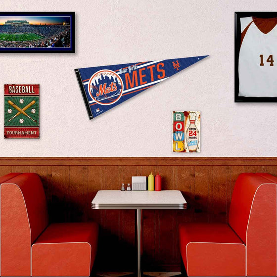 New York Mets Pennant Banner and Wall Tack Pads