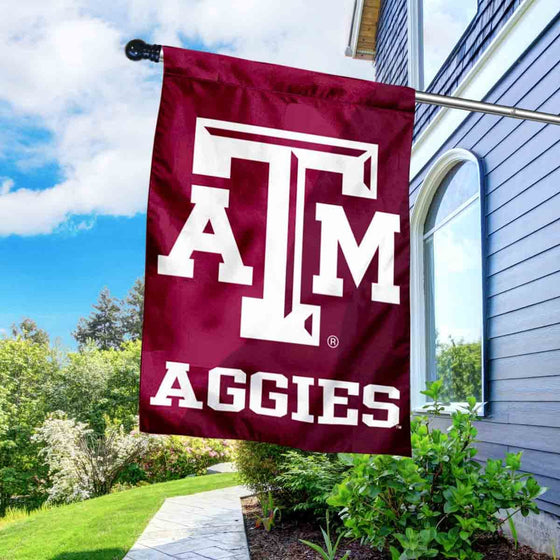 College Flags & Banners Co. Texas A&M Aggies Outdoor Flag with Flag Pole Set