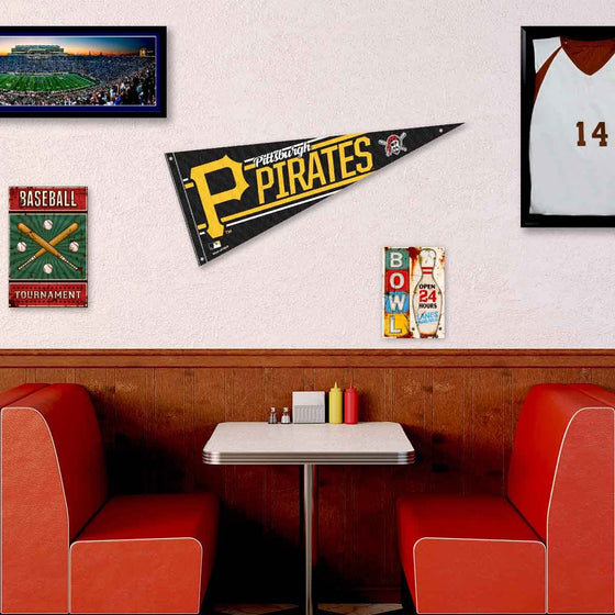 Pittsburgh Pirates Pennant Banner and Wall Tack Pads