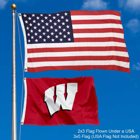 College Flags & Banners Co. Wisconsin Badgers Small 2x3 Foot Flag