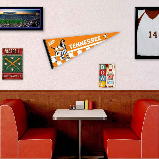 Tennessee Volunteers Mascot Smokey Pennant Banner Flag