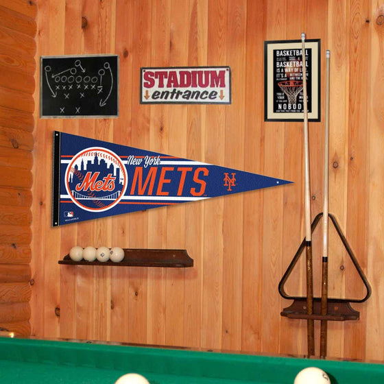 New York Mets Pennant Banner and Wall Tack Pads