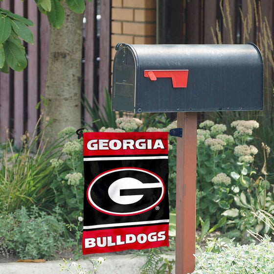 College Flags & Banners Co. Georgia Bulldogs Panel Garden Flag and Mailbox Post Pole Mount Holder Set