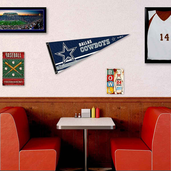 Dallas Cowboys Pennant Banner and Wall Tack Pads