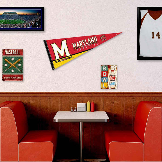 College Flags & Banners Co. Maryland Terrapins Pennant Flag and Wall Tack Mount Pads