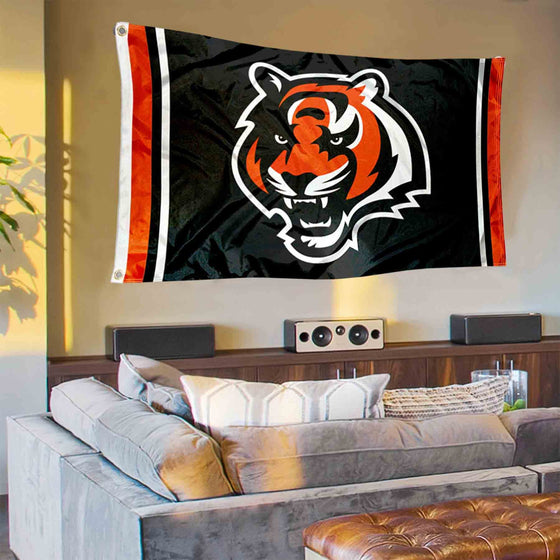 Cincinnati Bengals Logo Banner and Tapestry Wall Tack Pads