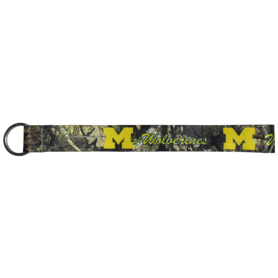 Michigan Wolverines Lanyard Key Chain, Mossy Oak