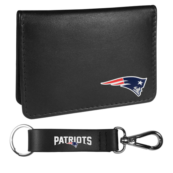 New England Patriots Weekend Bi-fold Wallet & Strap Key Chain