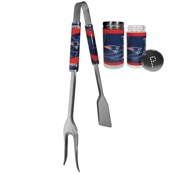 New England Patriots 3 in 1 BBQ Tool and Salt & Pepper Shaker