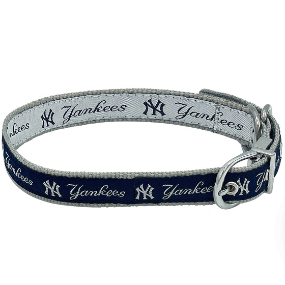 New York Yankees Reversible Collar Pets First