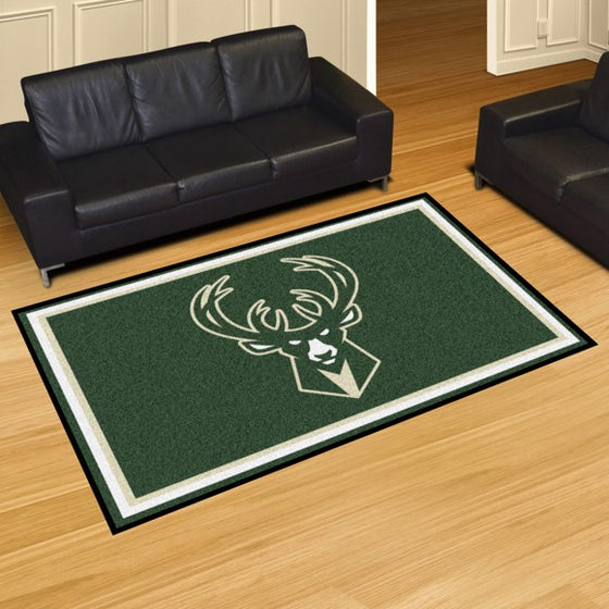 Milwaukee Bucks 5'x8' Plush Rug