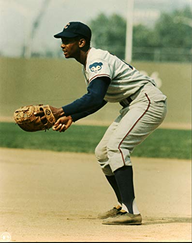 Cubs Ernie Banks 8x10 PhotoFile Fielding Photo Un-signed - 757 Sports Collectibles
