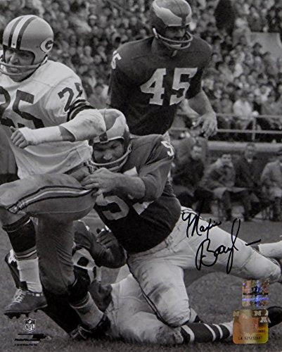 Maxie Baughan Autographed Eagles 8x10 BW Photo- Jersey Source Auth