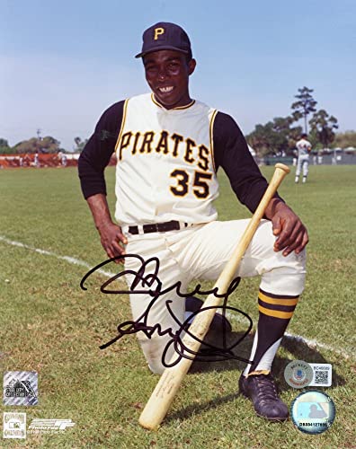 Manny Sanguillen Autographed Pittsburgh 8x10 Photo - BAS (Kneeling, Black Ink) - 757 Sports Collectibles