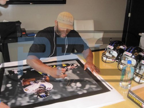 Ravens Ray Lewis Authentic Signed 24X30 Canvas Autographed PSA/DNA ITP - 757 Sports Collectibles