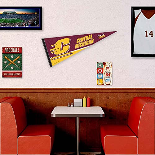 College Flags & Banners Co. Central Michigan Chippewas Pennant Full Size Felt - 757 Sports Collectibles