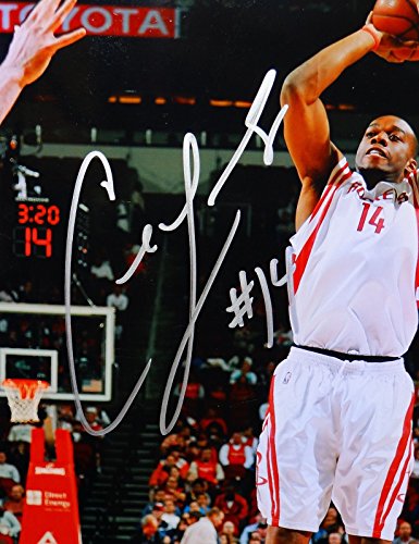 Carl Landry Autographed 8x10 Shooting Photo- TriStar Authenticated - 757 Sports Collectibles