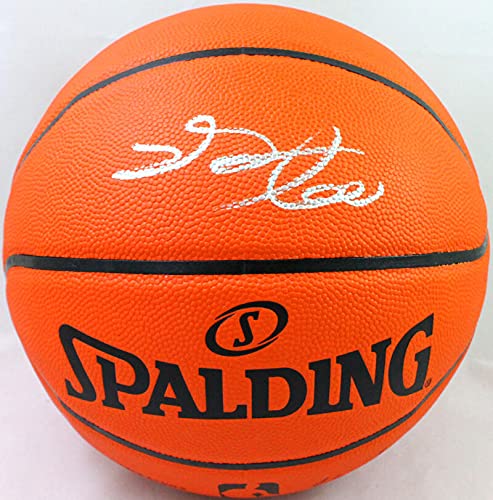 De'Aaron Fox Autographed Official NBA Spalding Basketball- Beckett W Hologram Silver - 757 Sports Collectibles