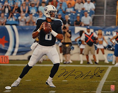 Marcus Mariota Autographed Titans 16x20 Horizontal Passing Photo- JSA W Auth