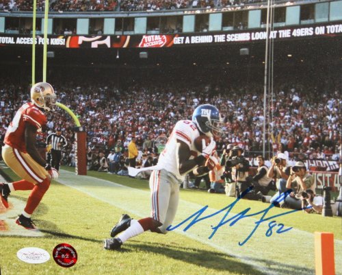 Mario Manningham Autographed 8x10 TD Catch Photo- JSA Authenticated