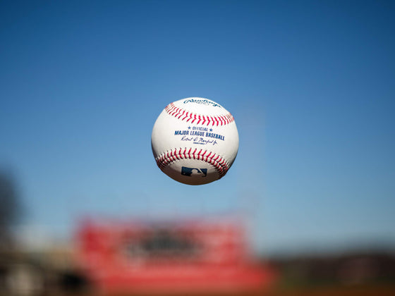 Rawlings Official 2021 Baseball of Major League Baseball (MLB), with Display Case (ROMLB-R), White/Red/Navy - 757 Sports Collectibles