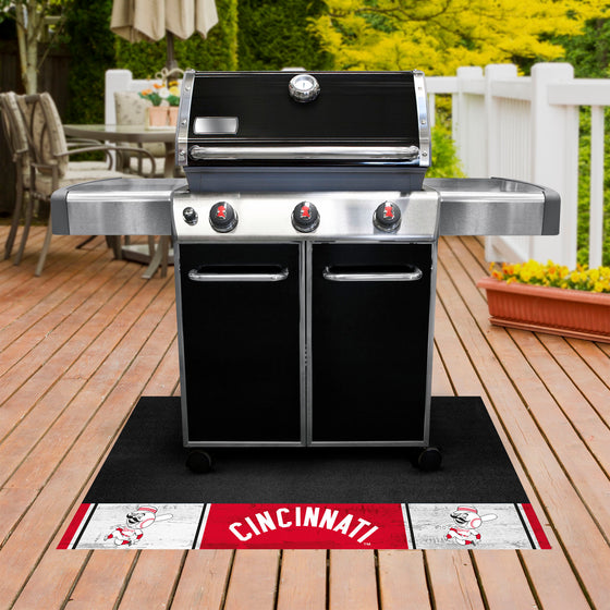 Cincinnati Reds Vinyl Grill Mat - 26in. x 42in.