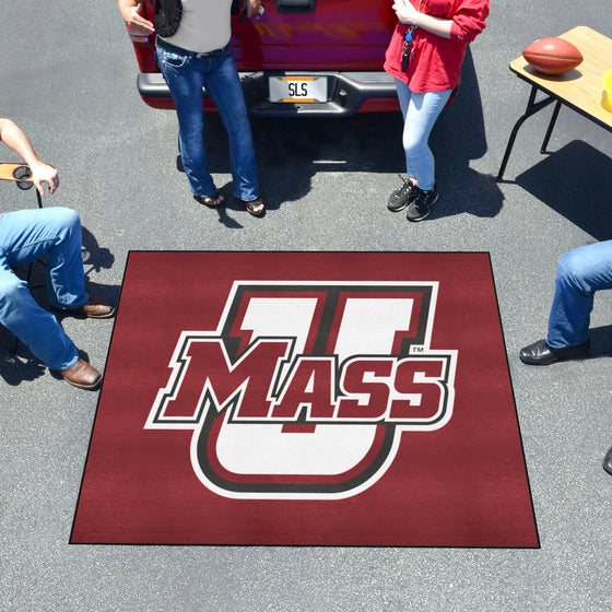 UMass Minutemen Tailgater Rug - 5ft. x 6ft.