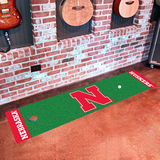 Nebraska Cornhuskers Putting Green Mat - 1.5ft. x 6ft.