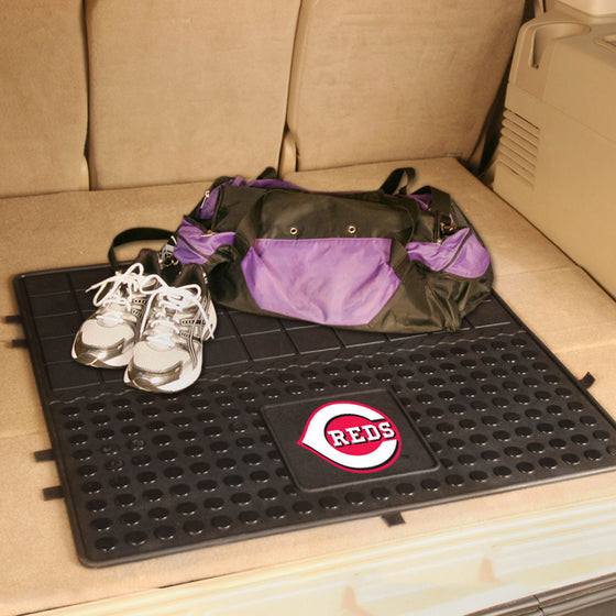 Cincinnati Reds Heavy Duty Cargo Mat 31"x31"