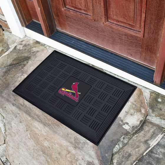 St. Louis Cardinals Heavy Duty Vinyl Medallion Door Mat - 19.5in. x 31in.