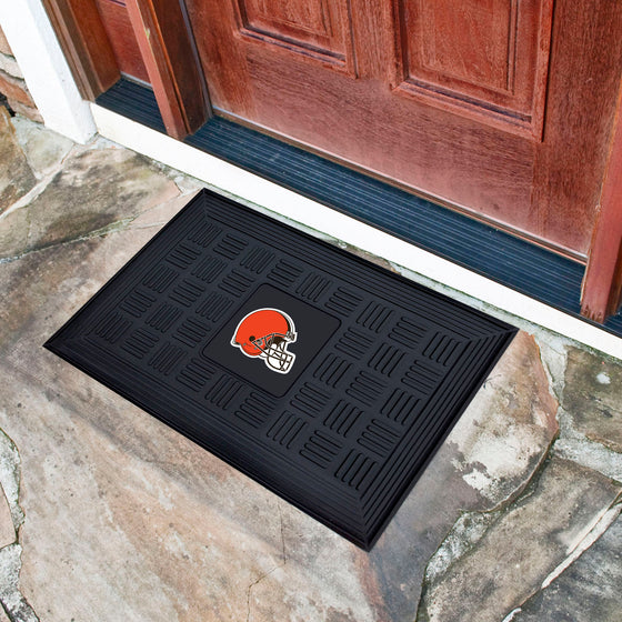 Cleveland Browns Heavy Duty Vinyl Medallion Door Mat - 19.5in. x 31in.