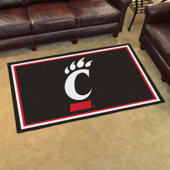 Cincinnati Bearcats 4ft. x 6ft. Plush Area Rug