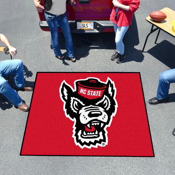 NC State Wolfpack Tailgater Rug - 5ft. x 6ft., Wolf Logo