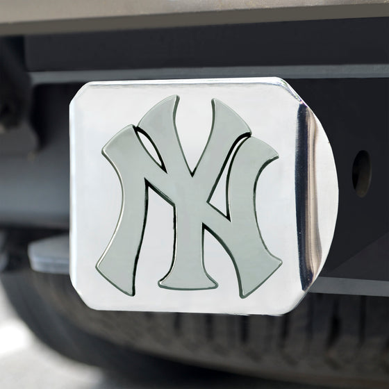 New York Yankees Chrome Metal Hitch Cover with Chrome Metal 3D Emblem