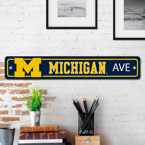 Michigan Wolverines Team Color Street Sign Décor 4in. X 24in. Lightweight