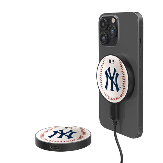 New York Yankees Baseball 10-Watt Wireless Magnetic Charger - 757 Sports Collectibles