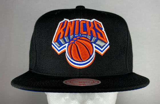 Mitchell and Ness NBA New York Knicks Team Logo Snapback Hat, Cap, New