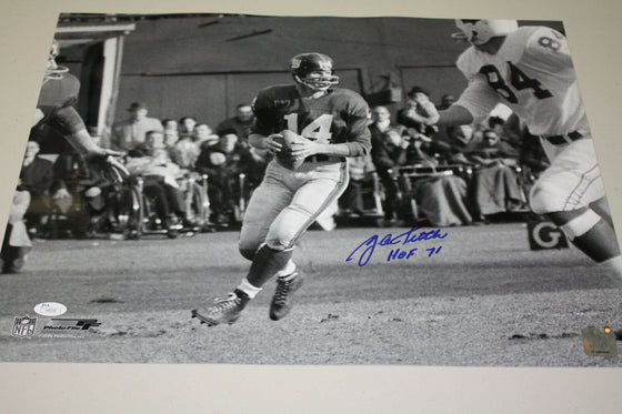 NEW YORK GIANTS Y.A. TITTLE SIGNED 16X20 PHOTO HOF 1971 JSA CERTIFIED