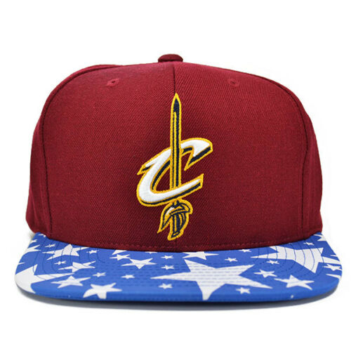 Cleveland Cavaliers REFLECTIVE STAR VISOR SNAPBACK Mitchell & Ness NBA Hat